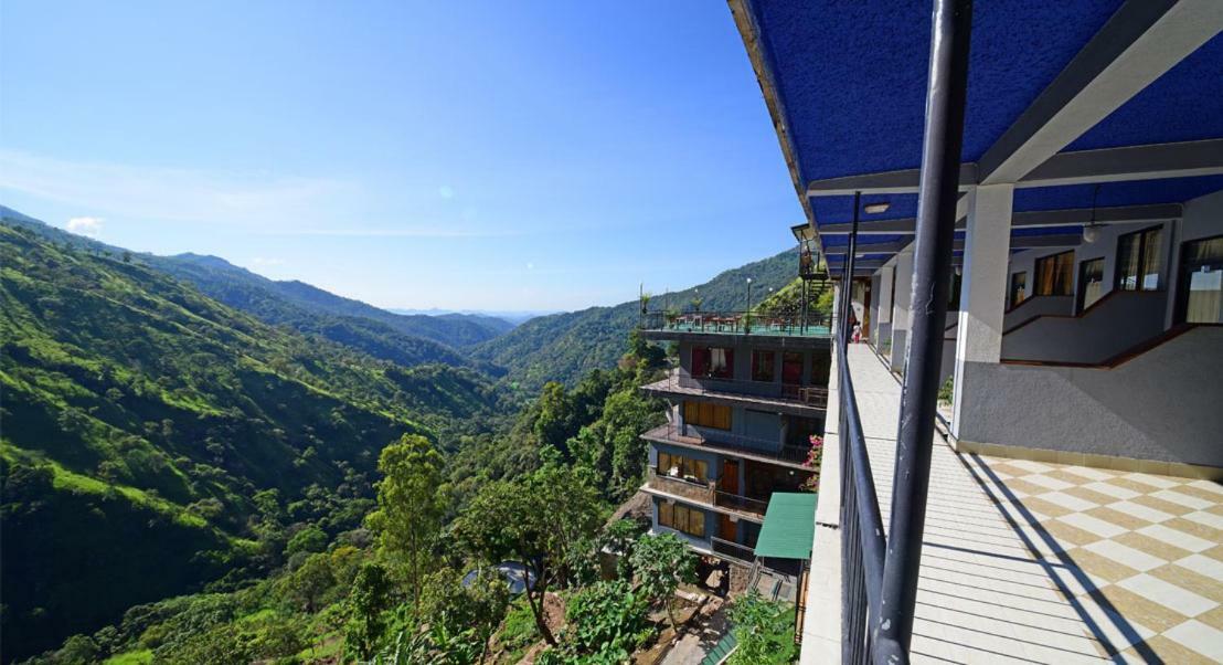 Hotel Ella Mount Heaven Esterno foto